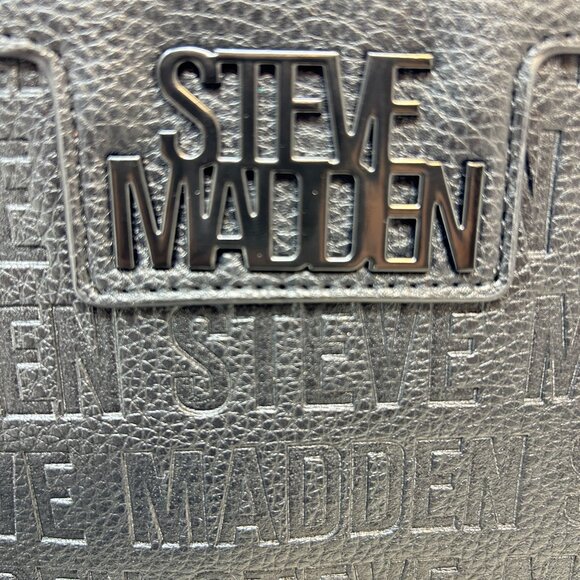 Steve Madden Crossbody Bag Detachable Coin Pouch & Adjustable Strap - Picture 7 of 10